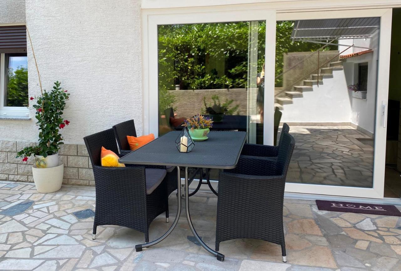 Guesthouse Villa Stanger Lovran Exterior photo