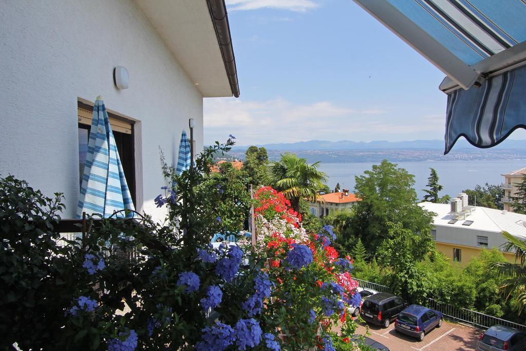 Guesthouse Villa Stanger Lovran Exterior photo